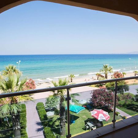 Holiday Hotel Kusadası Eksteriør bilde