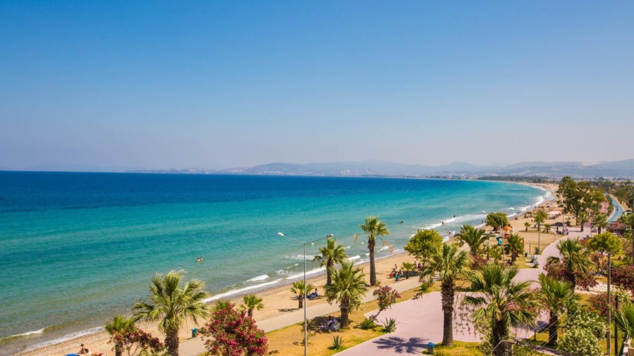 Holiday Hotel Kusadası Eksteriør bilde