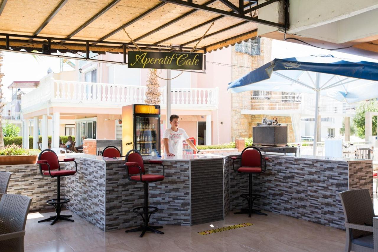 Holiday Hotel Kusadası Eksteriør bilde