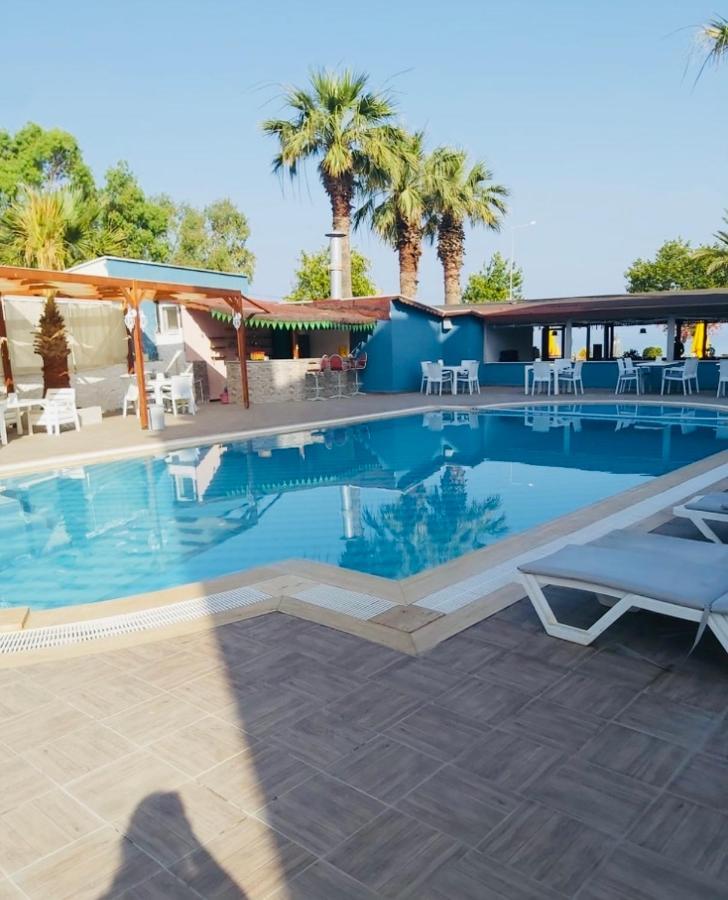 Holiday Hotel Kusadası Eksteriør bilde